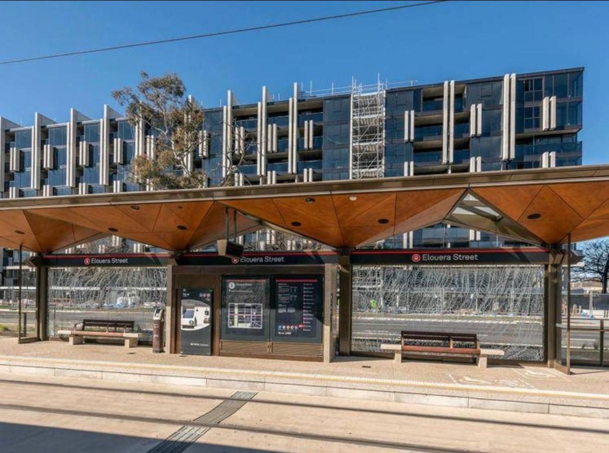 Midnight Luxe 1Br 1Bath Apartment 104 In The Heart Of Braddon Pool Sauna Secure Parking Wine Wifi Canberra Luaran gambar